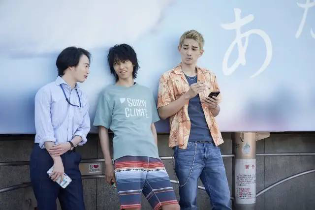 弥留之国的爱丽丝 Netflix 剧评_恐怖悬疑惊悚冒险真人漫改电影口碑热度评价_弥留之国的爱丽丝第三季剧情